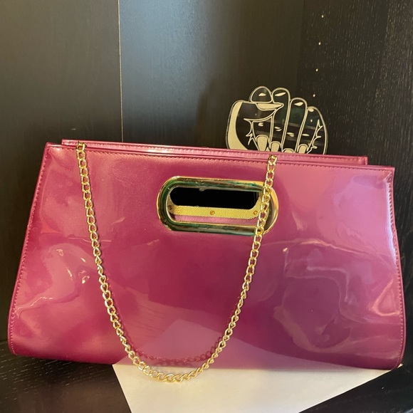 Purple/Plum fashion clutch with chain strap - Picture 3 of 3